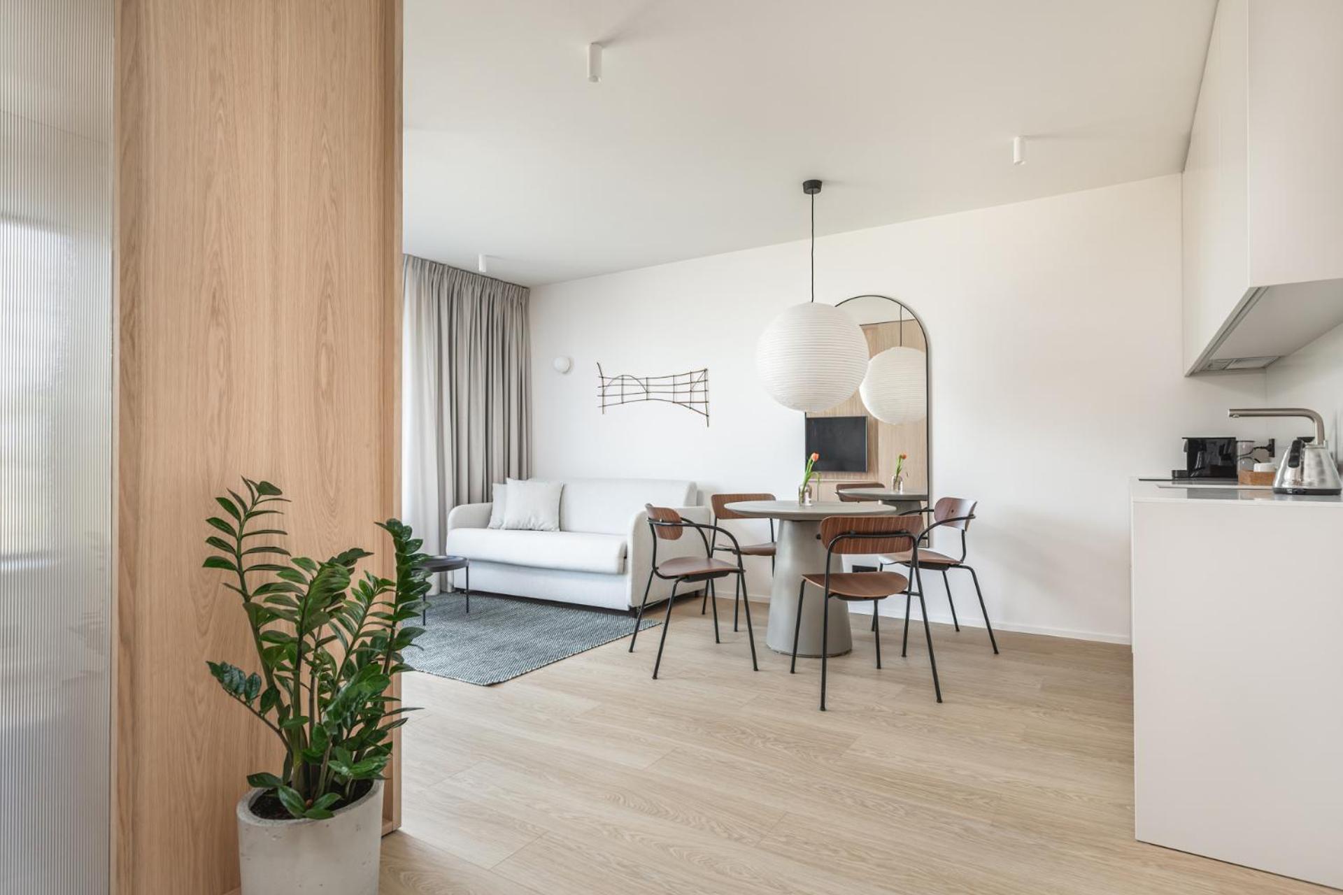 Apartamenty Z Widokiem Na Morze I Dziedziniec Balticon Morska 6 科沃布热格 客房 照片